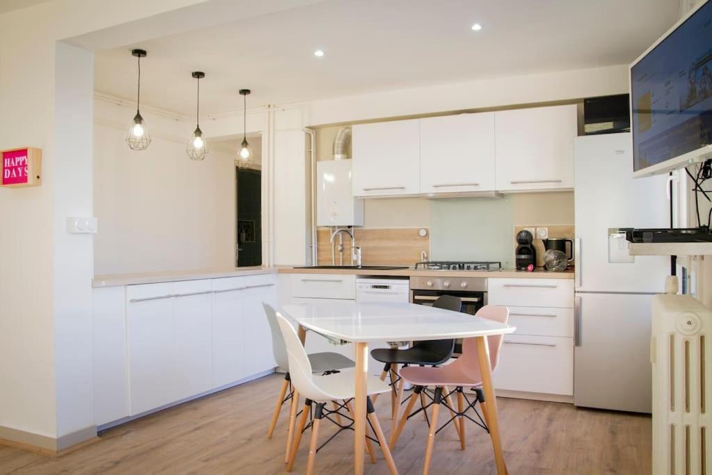 Le Happy Days -Grand T4 Convivial Apartment Dijon Exterior photo